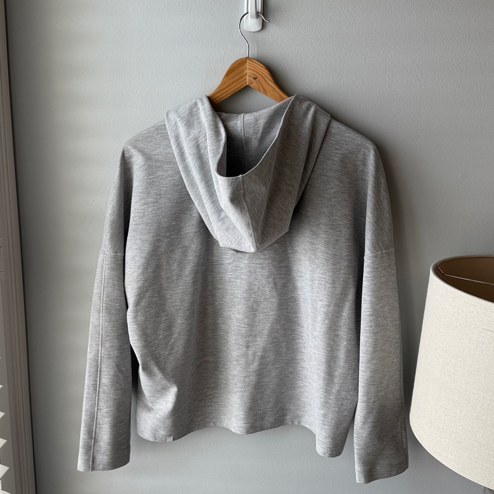 Lululemon Minimal Hoodie in Heathered Power Grey - Picture 10 of 12